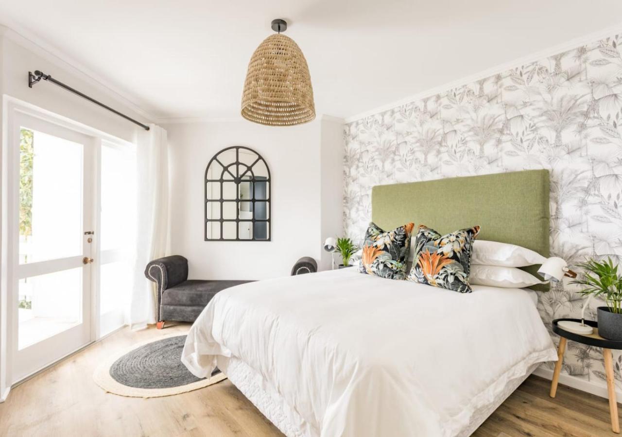 Plett Holiday Stay With Hut Tub ,Pizza Oven And Views Плетенбърг Бей Екстериор снимка